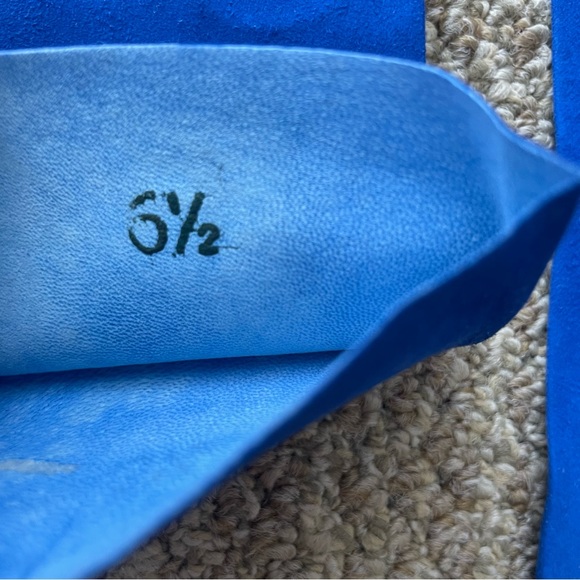 Vintage Christian Dior Suede Gloves Size 6.5, Electric Blue - Never worn! - Picture 3 of 7